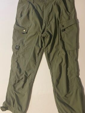 Vintage Haglofs Outdoor hiking Olive Cargo Pants with Secure Utility Pockets